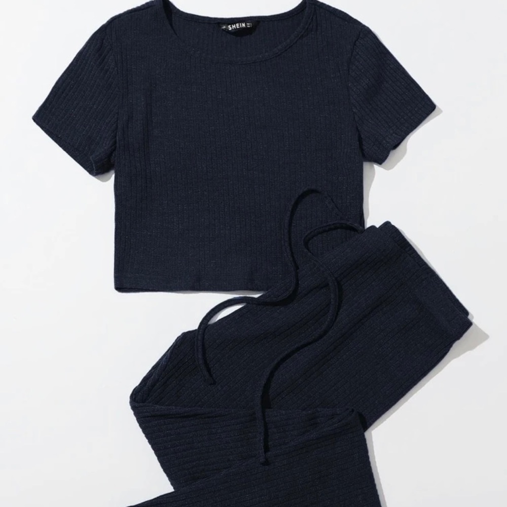 Ribbed cropped Tee & Drawstring Leggings Set